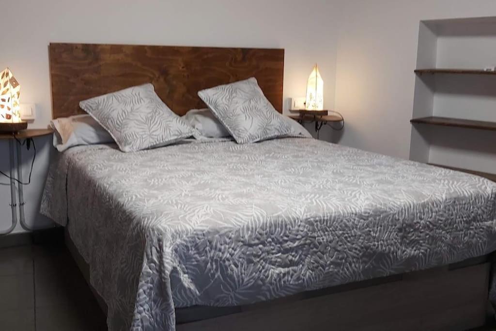 Duplex Sant Marti Apartment Ager Luaran gambar